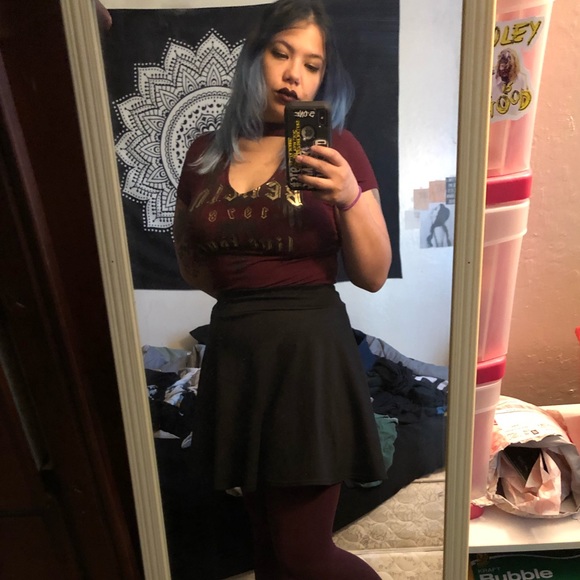 Meet Your Posher! - Picture 5 of 8